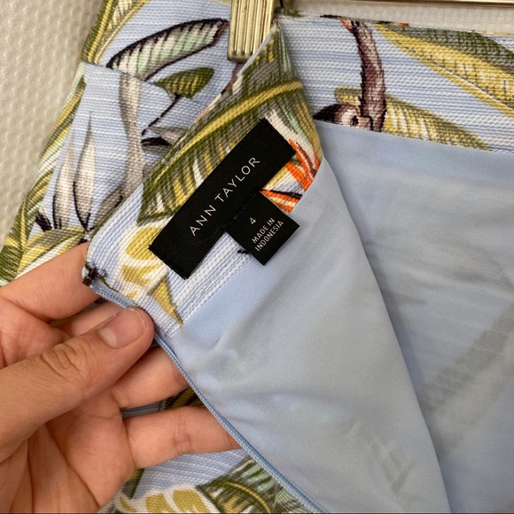 Ann Taylor Tropical Jungle Print Skirt - Picture 3 of 5